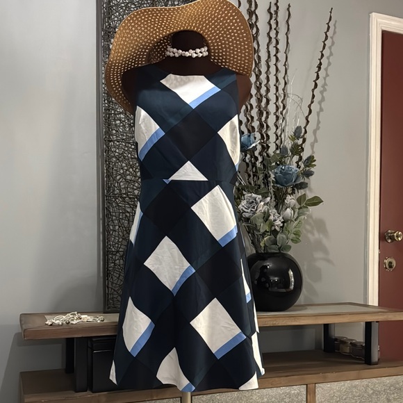 Ann Taylor Navy and White Dress - Picture 1 of 5